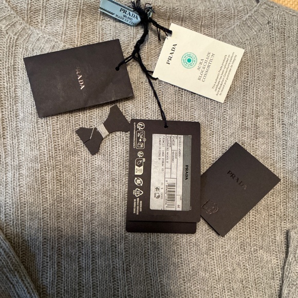 PRADA Sweater: Grey/Cashmere Sz 44 NWT - Picture 6 of 12